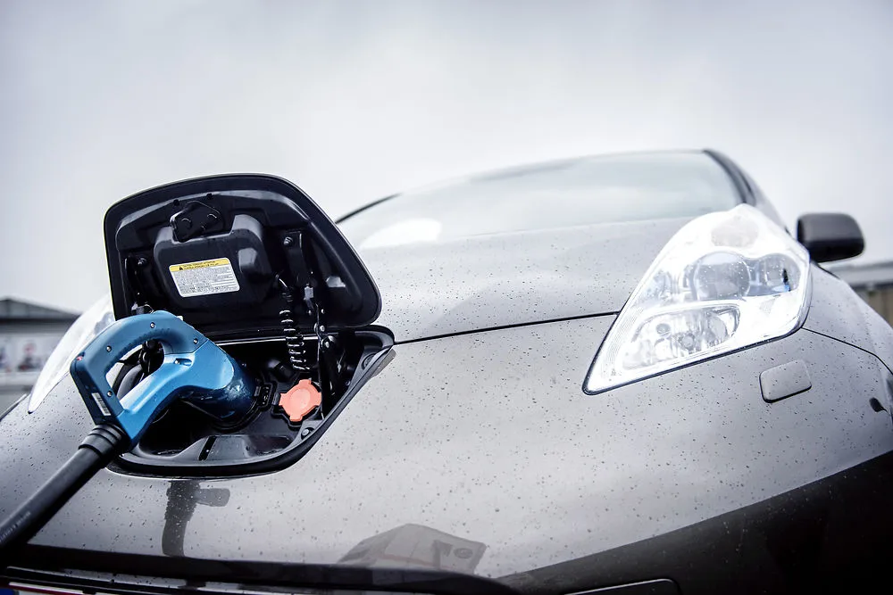 Denmark supports ending fossil fuel cars in EU by 2030