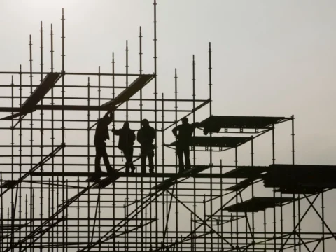 German economy bounces back from slow start to year