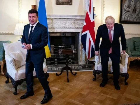 Thirty years and all alone: Ukraine celebrates its Independence in the midst of the quarrels with Neighbours