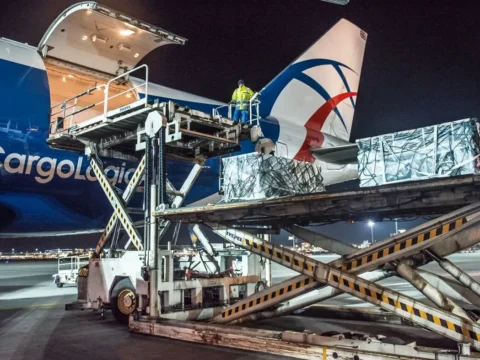 CargoLogicAir goes bankrupt, employees left without pay