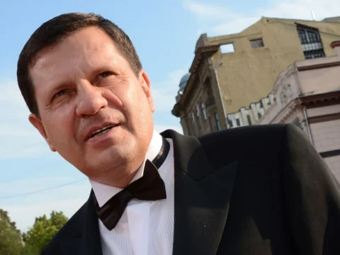 Oleksiy Kostusyev is living happy life in Richmond while NABU detectives wait for him in Kyiv