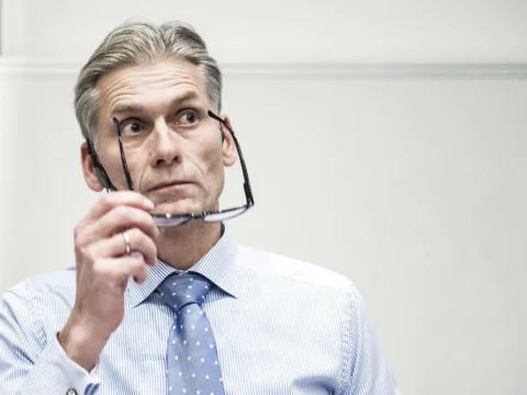 Danske Bank CEO resigns over money laundering scandal