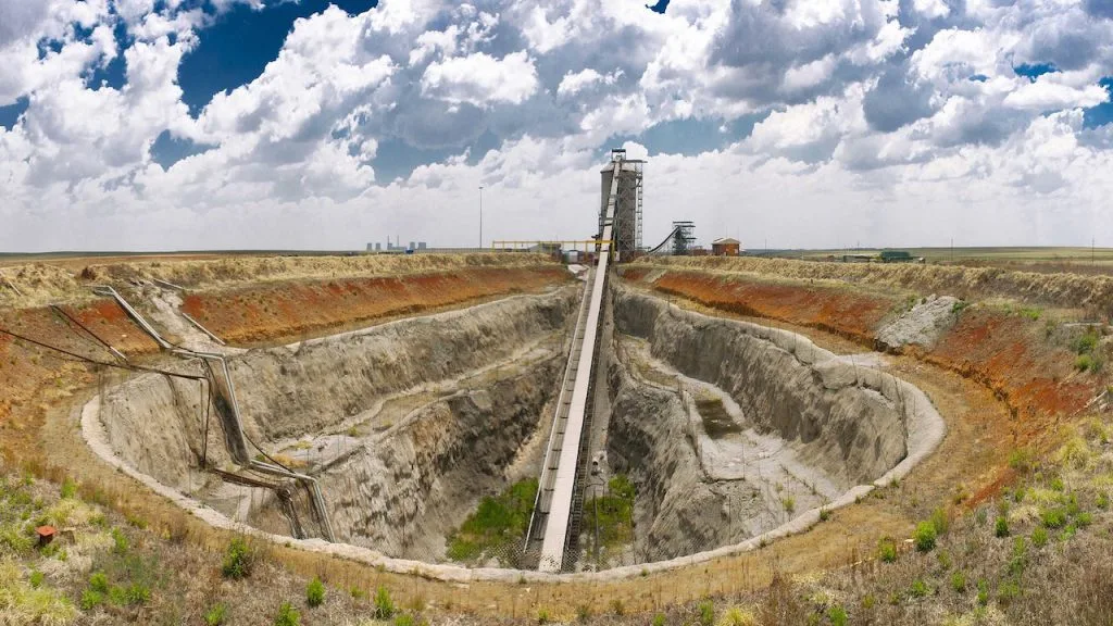 Anglo American to buy Sirius mining company
