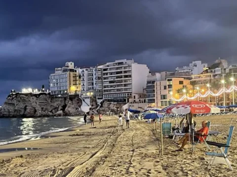Battling for the Best Spots on Benidorm’s Beaches: please behave abroad