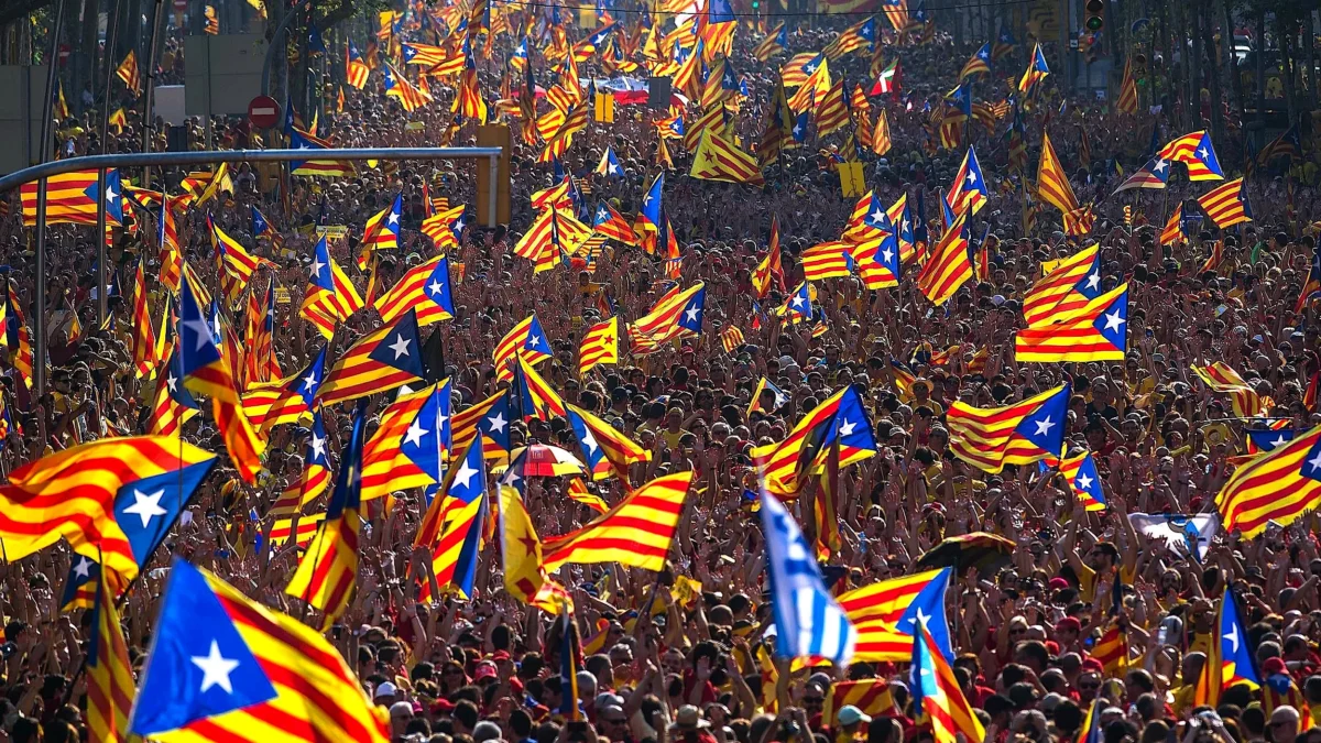 Catalan head of government disbarred, fear of new violent protests