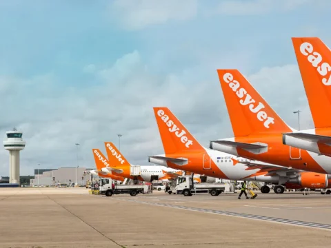 EasyJet passenger flow down by 87 percent