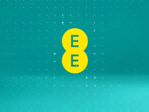EE mobile is the first operator to introduce EU roaming charges