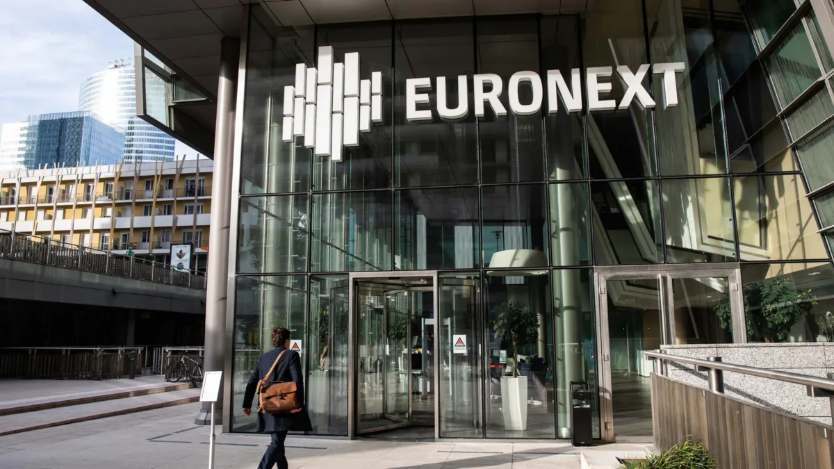 European stock exchanges process lower PMI