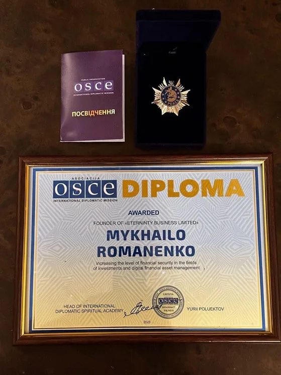 OSCE award and ID. Both are fakes.