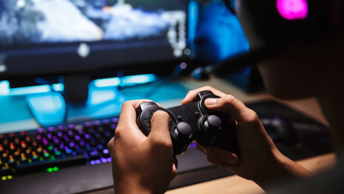 The end of quarantine and lower incomes made gaming hardware sales fall