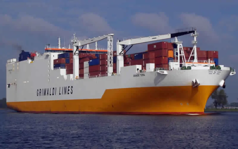 Grande Tema boarded, four ‘pirates’ arrested