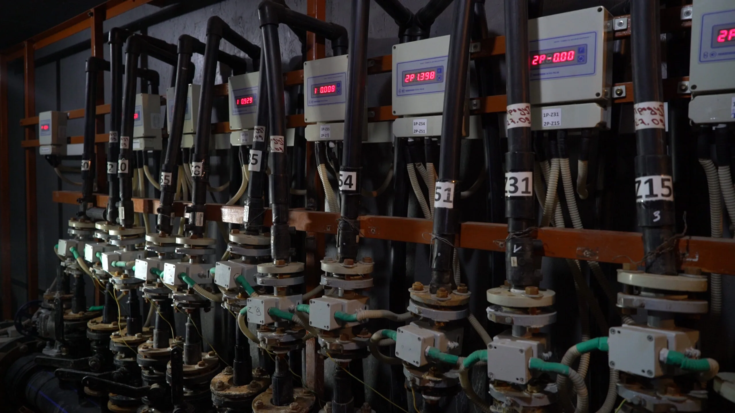 Kenes Rakishev proposes underground leaching technology instead of common ore mining.