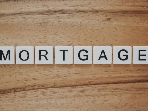 Mortgage rate shifts trigger banking profit margin concerns