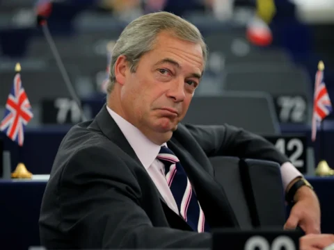 Sunak tries to reach for Farage’s electoral base, but it seems that it won’t happen