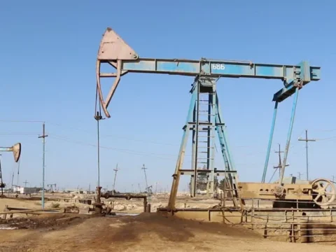 Saudi Aramco suspends construction of refinery  in China