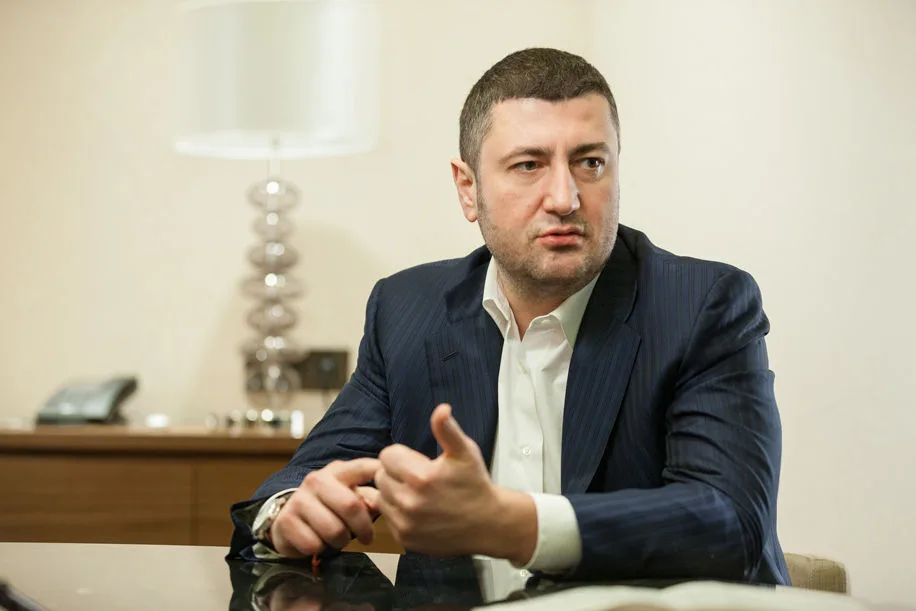 Oleg Bakhmatyuk is hiding in Austria while UkrLandFarming, VAB Bank go bankrupt