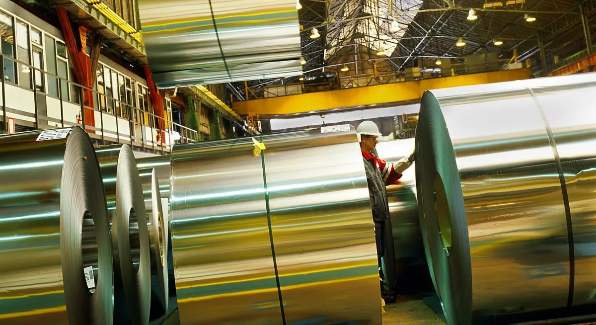 ArcelorMittal refinances a loan