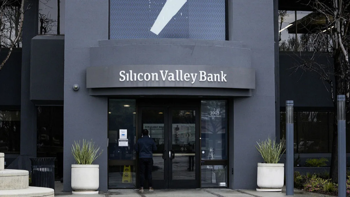 Silicon Valley Bank UK made bonus giveaways right before the end