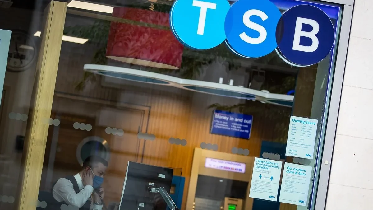 NatWest Snubs TSB Acquisition as High Street Branches Lose Allure